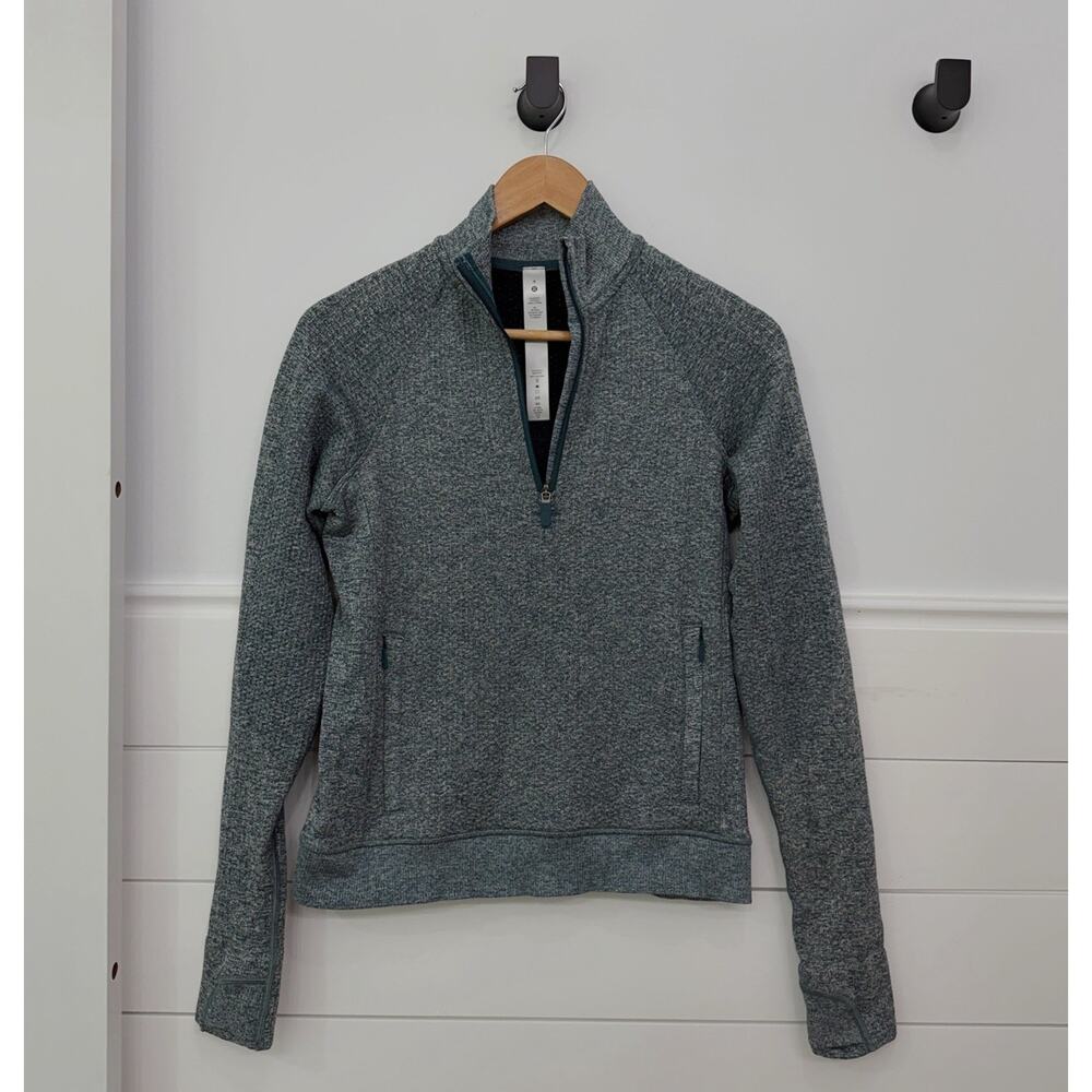 Women’s Lululemon Engineered Warmth Half Zip Submarine / White Size 4